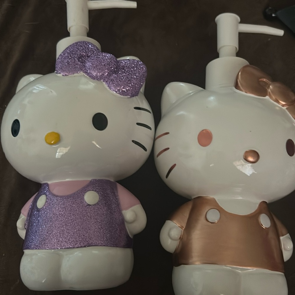 hello kitty soap dispenser